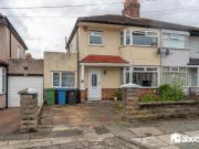 3 bedroom semi detached house for sale in Beverley Road,...
