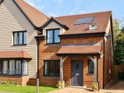 3 Bedroom Semi detached House For Sale In Bishopstoke,...