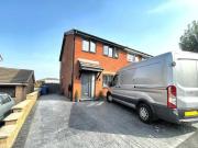 3 Bedroom Semi detached House For Sale In Blackburn,...