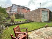 3 bedroom semi detached house for sale in Broadfields...