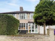 3 bedroom semi detached house for sale in Brodie Avenue,...
