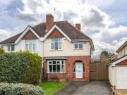 3 Bedroom Semi detached House For Sale In Bromsgrove,...
