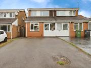 3 bedroom semi detached house for sale in Carlton Road,...