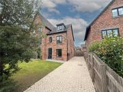 3 bedroom semi detached house for sale in Cavendish...