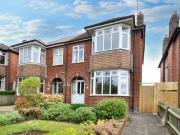 3 Bedroom Semi detached House For Sale In Chapelfields,...