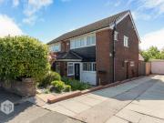 3 bedroom semi detached house for sale in Cherry Tree...