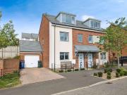 3 bedroom semi detached house for sale in Chester Pike,...