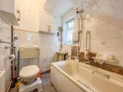 3 bedroom semi detached house for sale in Crathorne...