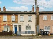 3 Bedroom Semi detached House For Sale In Croydon