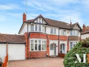 3 bedroom semi detached house for sale in Daventry Road,...