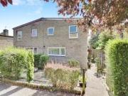 3 bedroom semi detached house for sale in Dawley, Welwyn...