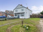 3 bedroom semi detached house for sale in Denmark...