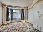 3 bedroom semi detached house for sale in Dodsworth...
