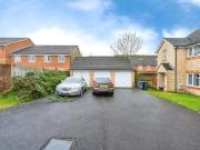 3 bedroom semi detached house for sale in Dunraven...