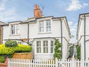 3 Bedroom Semi detached House For Sale In East Molesey,...