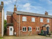 3 Bedroom Semi detached House For Sale In Eastington,...