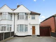 3 Bedroom Semi detached House For Sale In Edgware