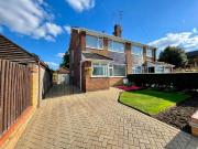 3 bedroom semi detached house for sale in Englefield,...