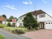 3 Bedroom Semi detached House For Sale In Ettingshall Park