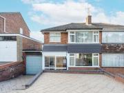 3 Bedroom Semi detached House For Sale In Ettingshall Park