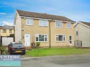 3 bedroom semi detached house for sale in Farnham Road...