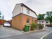3 bedroom semi detached house for sale in Fern Close,...