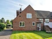3 Bedroom Semi detached House For Sale In Finchampstead,...