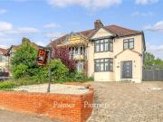3 bedroom semi detached house for sale in Galleywood...