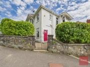 3 bedroom semi detached house for sale in Glanmor Park...