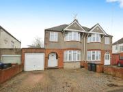 3 bedroom semi detached house for sale in Gloucester...