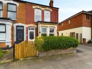 3 Bedroom Semi detached House For Sale In Gloucester,...