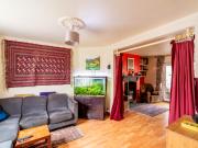 3 bedroom semi detached house for sale in Gores Marsh...