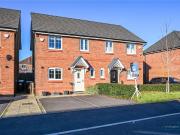 3 bedroom semi detached house for sale in Halebank...