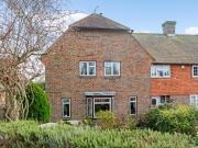 3 Bedroom Semi detached House For Sale In Haywards Heath 3 Bedroom Semi detached House For Sale In Haywards Heath