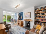 3 bedroom semi detached house for sale in Hendy Close,...