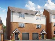 3 Bedroom Semi detached House For Sale In High Oakham Ridge