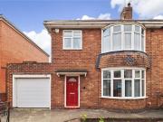 3 bedroom semi detached house for sale in Hipsburn...