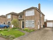 3 Bedroom Semi detached House For Sale In Hitchin