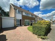 3 Bedroom Semi detached House For Sale In Hockley, Essex