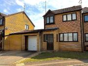 3 bedroom semi detached house for sale in Kelburn Close,...
