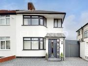 3 Bedroom Semi detached House For Sale In Kenton