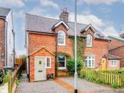3 Bedroom Semi detached House For Sale In Knebworth,...