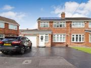 3 bedroom semi detached house for sale in Launceston...