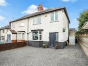 3 Bedroom Semi detached House For Sale In Leeds