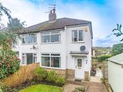 3 Bedroom Semi detached House For Sale In Leeds