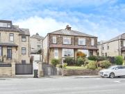 3 bedroom semi detached house for sale in Leeds Road,...