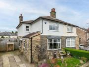 3 Bedroom Semi detached House For Sale In Leeds, West...