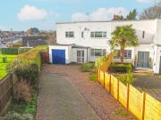3 bedroom semi detached house for sale in Leicester...