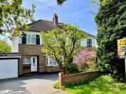 3 Bedroom Semi detached House For Sale In Leigh on sea,...