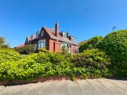 3 bedroom semi detached house for sale in Leighton Road,...